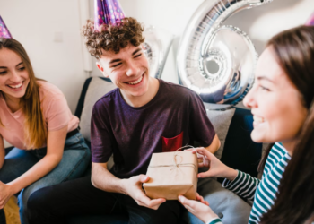 побажання для друга на день народження