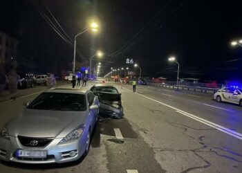 ДТП в Киеве – водитель на блокпосту сбил военных | Новини Київа