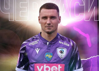 Денис Олійник перейшов в черкаський «ЛНЗ» • Футбол •