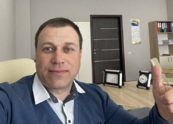 Екс-депутат Київоблради навчає громадян ухилятись від повісток