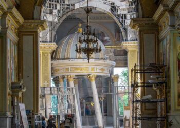 Як виглядає зруйнований російською ракетою одеський Спасо-Преображенський собор після зливи (фото) — Одеса