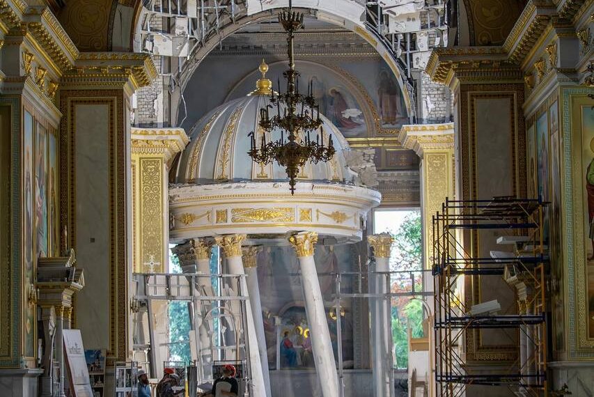 Як виглядає зруйнований російською ракетою одеський Спасо-Преображенський собор після зливи (фото) — Одеса