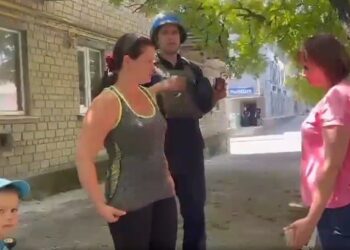 На Херсонщині з-під обстрілів евакуювали мати з трирічним сином