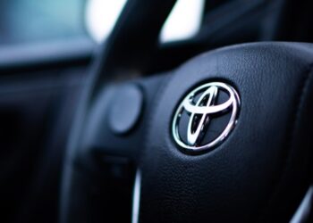 Toyota продала майже 5 мільйонів авто за пів року – Економіка