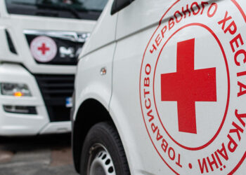 У Червоному Хресті стався внутрішній конфлікт щодо депортації українських дітей до рф / У світі /