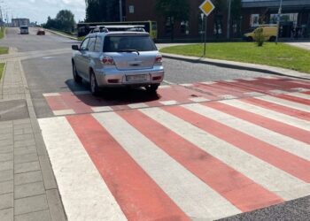 У Львові автомобіль збив 56-річну жінку на пішохідному переході – Перший львівській портал