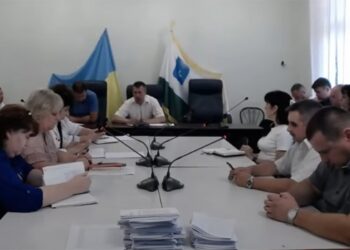 В Охтирці обговорюють «побиття» міським головою підлітка-мопедиста – Суми та область