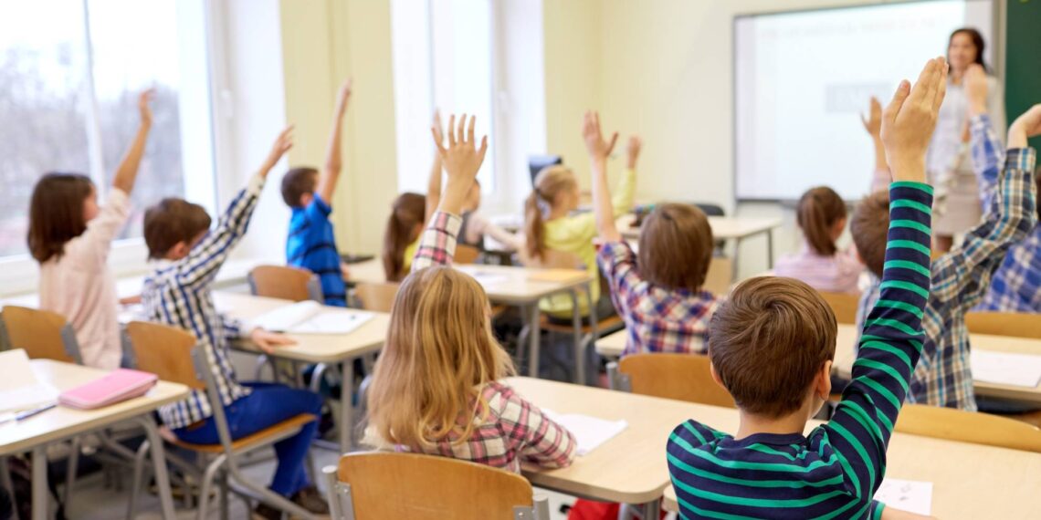 Більшість шкіл Бучанської громади працюватимуть в очному режимі