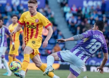 «Цыганбог»: Жирона восторженно отреагировала на работу украинского вингера во время тренировки, фото момента – Спорт