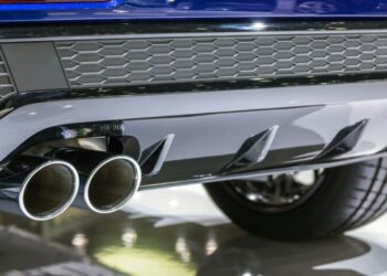 До 34 000 грн штрафу за експлуатацію авто з перевищенням допустимого рівня шуму, – законопроект – Економіка