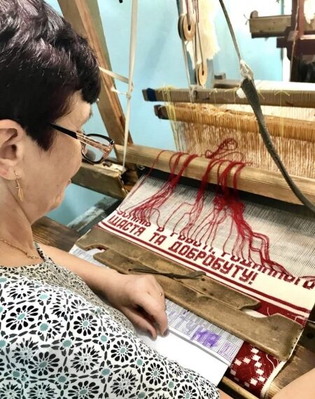 “Кролевецькі рушники” розширюють асортимент виробів прикрашених автентичними принтами – Суми та область