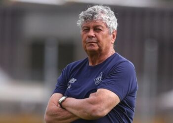 Луческу накладає вето: журналіст пояснив, чому Динамо ще не підписало захисника | Футбол