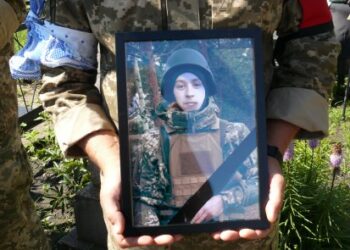 На Білопільщині попрощалися із полеглим на війні Анатолієм Середенком – Суми та область