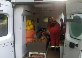 На Дніпровщині врятували чоловіка, який впав у підвал