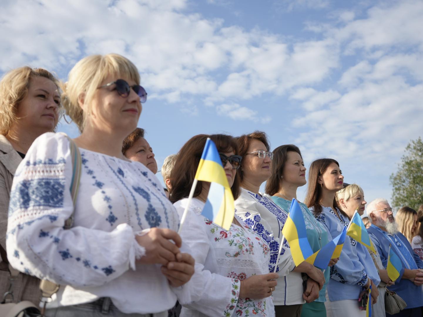 На зображенні може бути: 4 людини