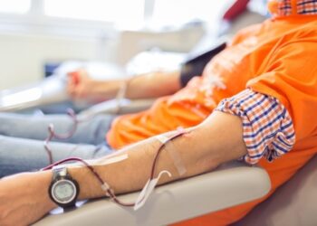 На Львівщині спростували фейк, що мешканці не хочуть здавати кров для військових – Перший львівській портал