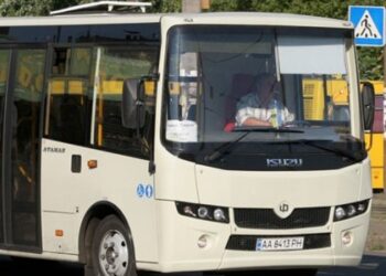 На новому маршруті у Львові курсуватиме лише один автобус – Перший львівській портал