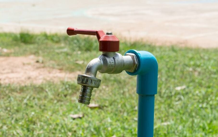 На одній із вулиць Бучі відсутнє водопостачання