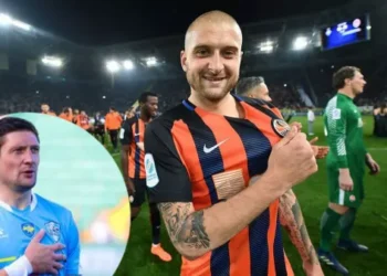 «Настоящий мужчина»: Селезнев поздравил Ракицкого с днем рожденья, опубликовав совместное фото – Спорт