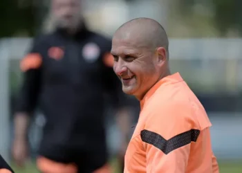 Пожертвовал местом в сборной ради Зенита, но в итоге оказался гораздо умнее Тимощука: Ярославу Ракицкому – 34 – Спорт