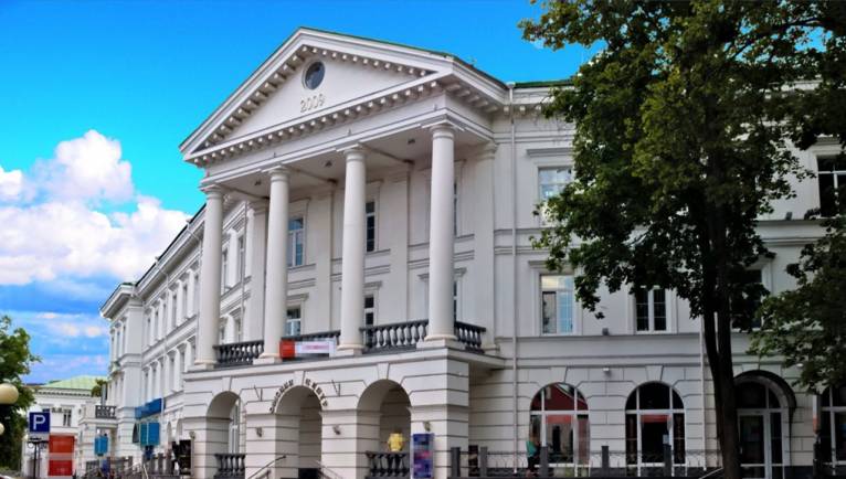 СБУ арештувала на Полтавщині майно російського генерала на понад 1 мільярд