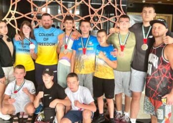 Спорстмени з Дніпровщини завоювали сім нагород у турнірі з ММА