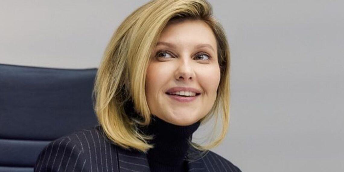 Трендові зачіски 2023, які не вимагають особливого догляду: таку собі зробили Олена Зеленська і Оля Цибульська |