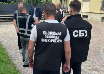 У Львові затримали адвоката, який отримав понад 4 тисячі доларів хабаря – Перший львівській портал