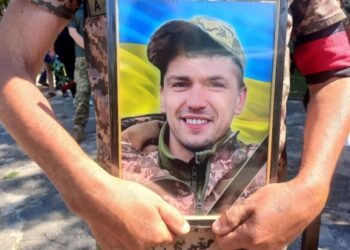 У Сумах попрощалися з Євгеном Грищенком, який загинув на війні – Суми та область