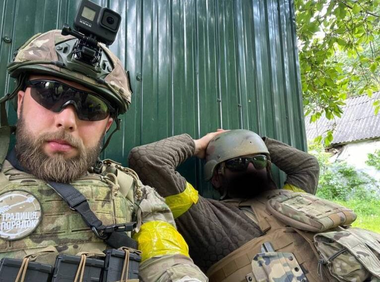 Військовий ЗСУ Крістіан Ударов прочитав лекцію для молоді (Фото)  