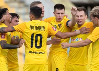 Вилучення, пенальті і шедевр від Бабенка – в огляді матчу СК Дніпро-1 – Полісся (Відео) | Футбол