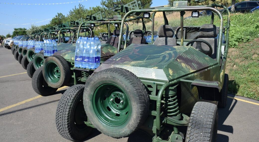 Вінницькі волонтери передали 11 багі для військових оперативного командування «Південь» (фото) — Одеса