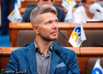 Депутат КМР Ємець зареєстрував проект рішення Київради про недовіру головам РДА Києва | Київщіна