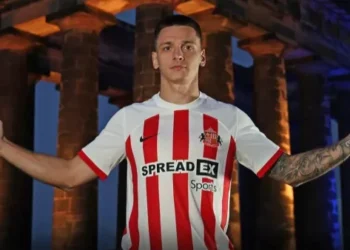 «Ему нужно время»: главный тренер Сандерленда рассказал, когда Русин дебютирует за английский клуб – Спорт