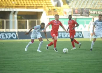 Кривбасс одержал крупную волевую победу над Ворсклой: команда Вернидуба обошла Шахтер и стала лидером УПЛ – Спорт