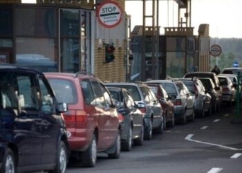 На кордоні на Львівщині утворились черги на виїзд. Де найбільше авто – Перший львівській портал