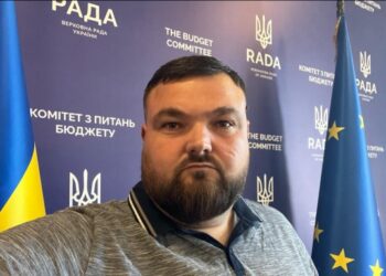 Нардеп Микола Задорожній вважає, що кошти від податків (ПДФО) військових мають іти на оборону, а не на тротуарну плитку – Суми та область