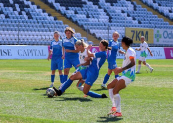 Перша ліга (жінки): кобеляцький «Лідер» зазнав розгрому від одеських «Сістерс» • Футбол •