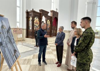 Посол Канади вшанувала пам’ять жертв воєнних злочинів у Бучі (ФОТО)