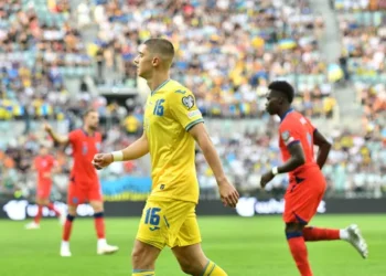 «Против такой команды тяжелее играть»: Миколенко сравнил сильные стороны сборных Англии и Италии – Спорт