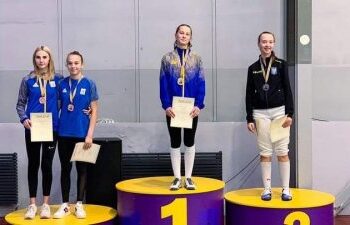 Спортсмени з Миколаєва вибороли “золото” та “бронзу” на Всеукраїнських змаганнях з фехтування » Новини Миколаїва