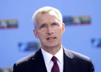 Столтенберг прокоментував інцидент з уламками безпілотника РФ у Румунії