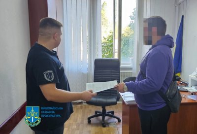 У Миколаєві викрили правоохоронця, який отримав 20 тис грн неправомірної вигоди за вплив на прийняття рішення іншим працівником поліції » Новини Миколаїва