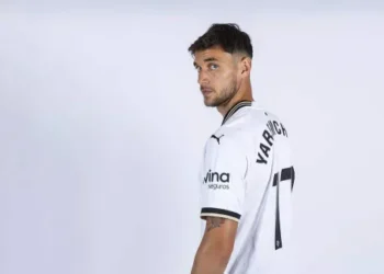 «У него была очень тяжелая неделя»: главный тренер Валенсии рассказал, почему не состоялся дебют Яремчука – Спорт