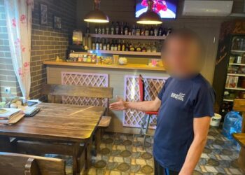 У Ромнах обікрали працівницю кафе – Суми та область