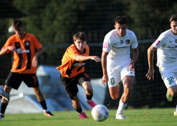 «Ворскла» U-19 у меншості програла «Шахтареві» • Футбол •