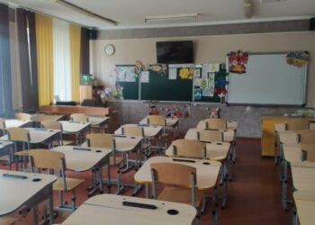 “Все готове, не вистачає головного — дітей”. Яким було 1 вересня у сумській школі №23 – Суми та область