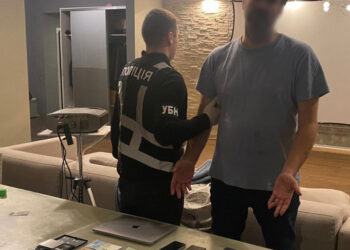 У Києві перекрили канал постачання кокаїну з-за кордону (відео) | Київщіна