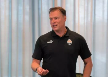 Ахметов примет решение относительно будущего ван Леувена: источник сообщил важную информацию из стана Шахтера – Спорт