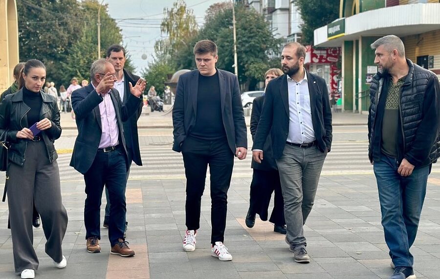 До Бучі прибула делегація з Німеччини (ФОТО)